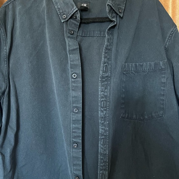 Very Dark Navy Men’s XL Button Down - Picture 3 of 4